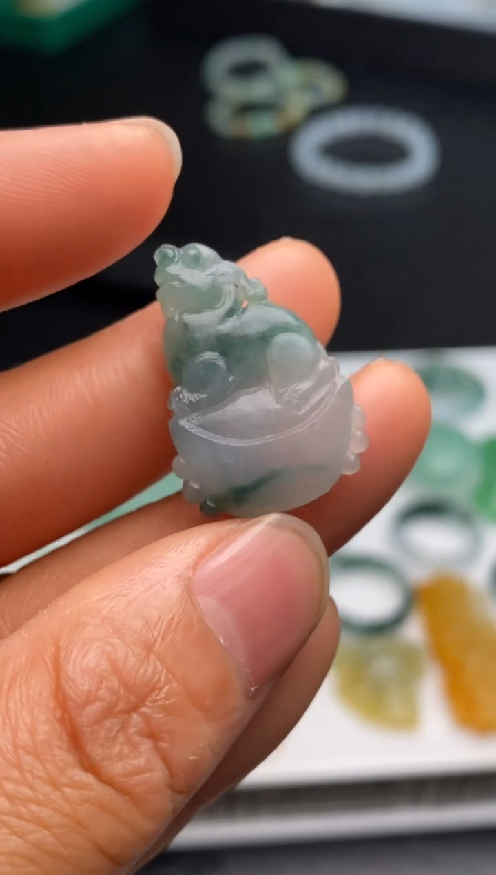 【闪购商品】定制翡翠未镶嵌翡翠毛货~