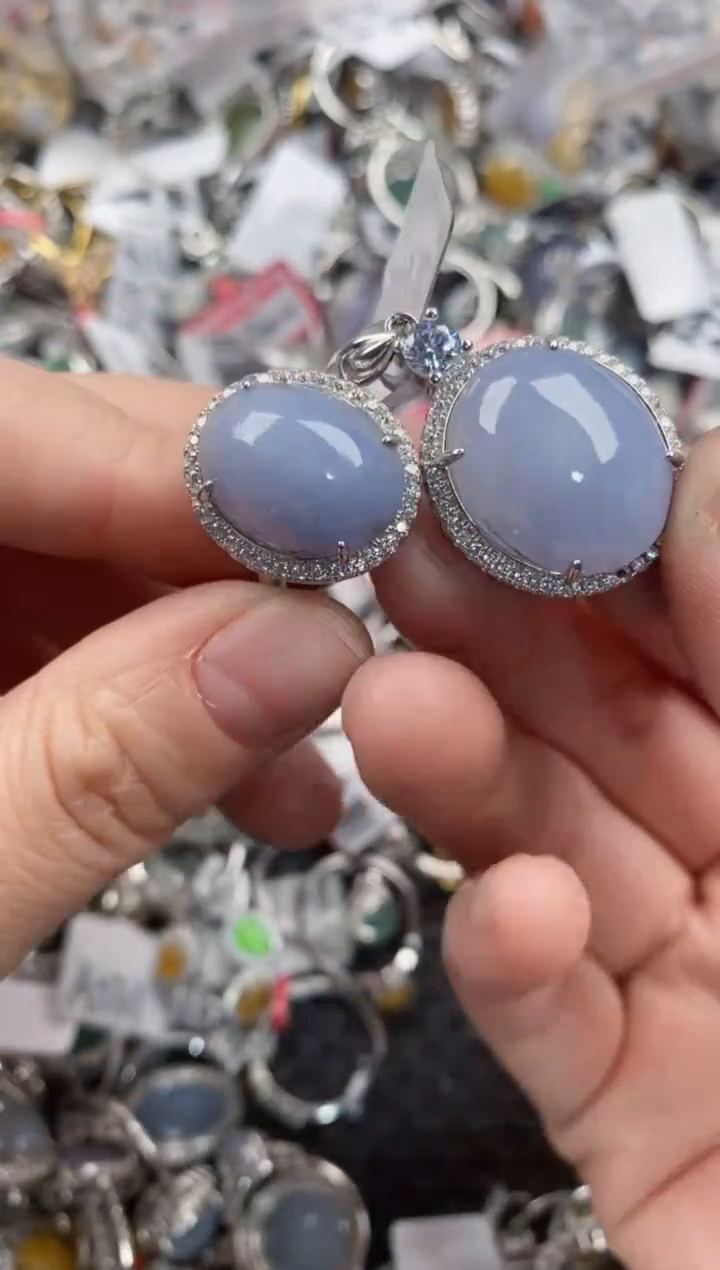 银S925镶嵌戒指翡翠666       2