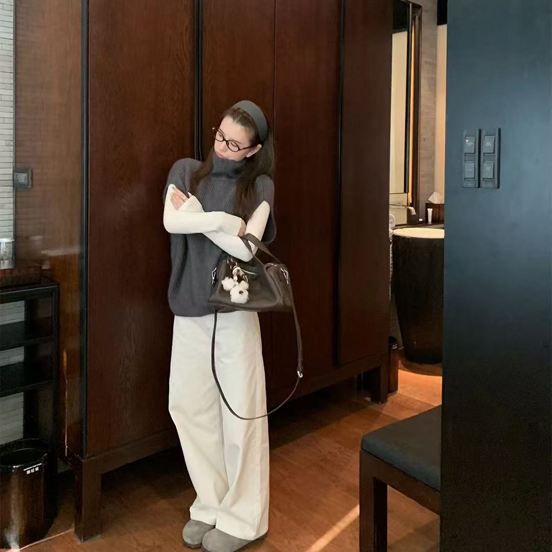 68072-3我一直想卖得灰白色！AI厚绒窄版高腰牛仔裤