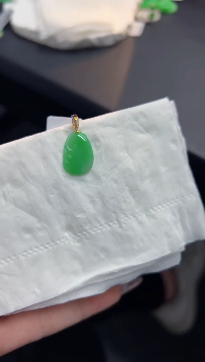 【闪购商品】翡翠颈饰18K金镶嵌Y缅料A货/支持复检/一件
