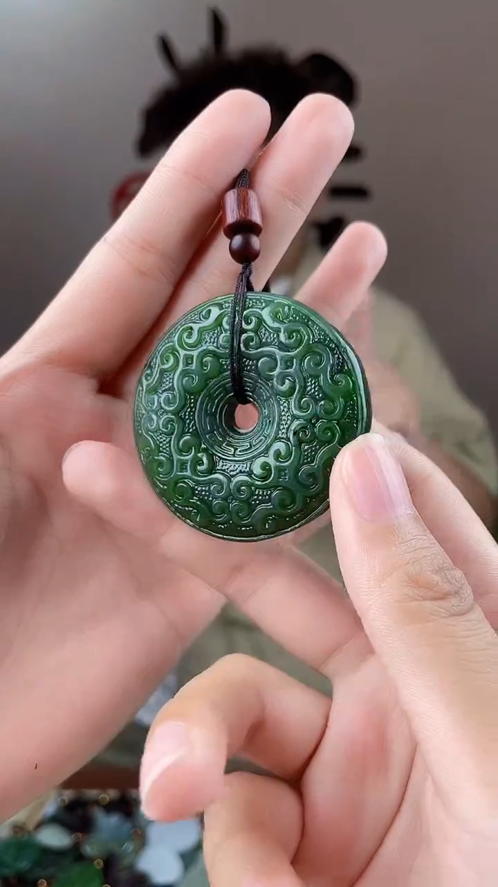 和田玉未镶嵌颈饰拍一发一，多样性发货