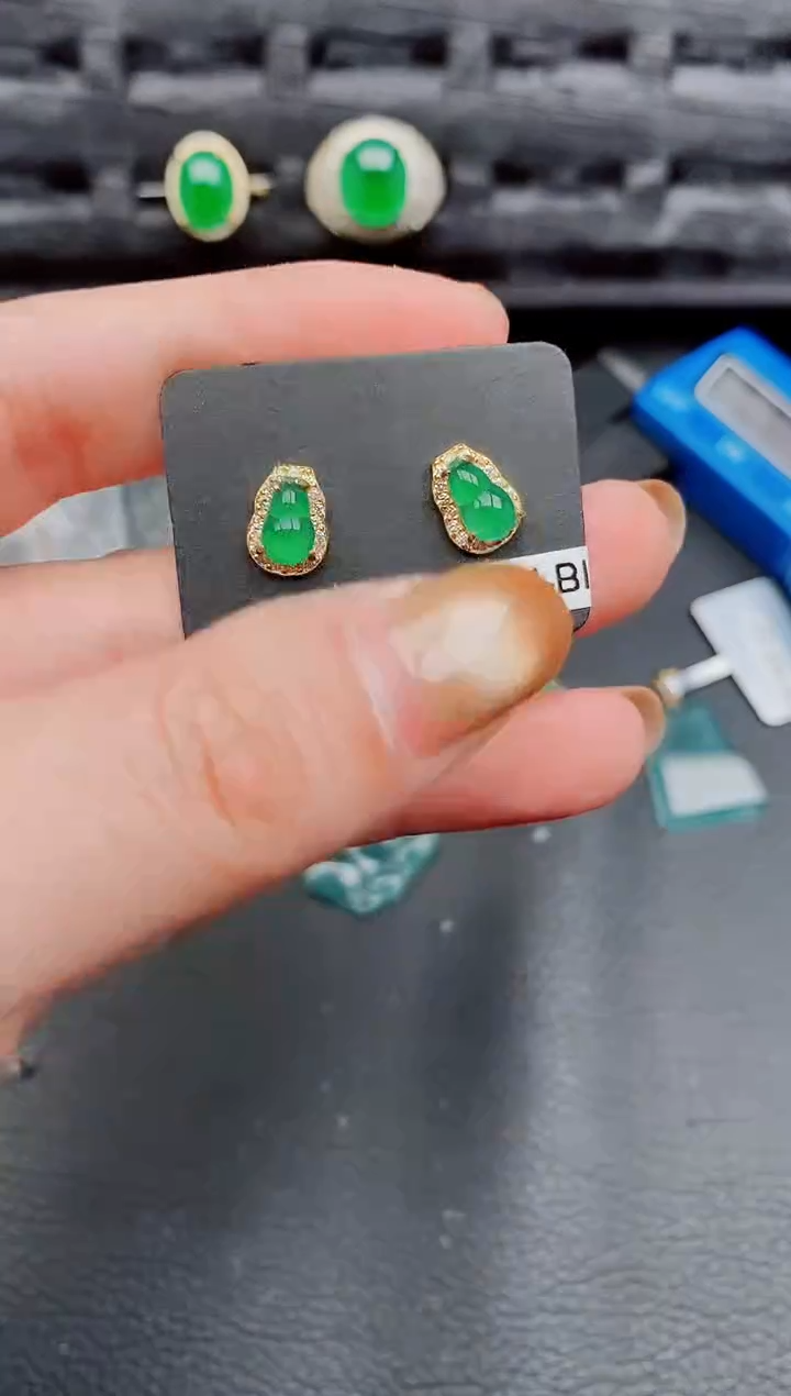 【闪购商品】翡翠耳饰银S925镶嵌天然a货翡翠643