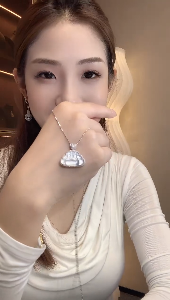 翡翠18K金镶嵌吊坠(不含链)C17翡翠