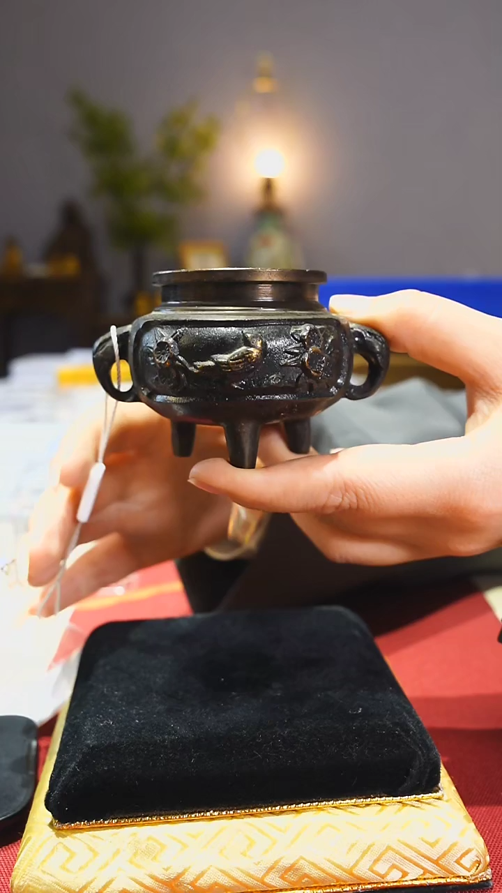 【闪购商品】铜喜上眉梢铜香炉/6575