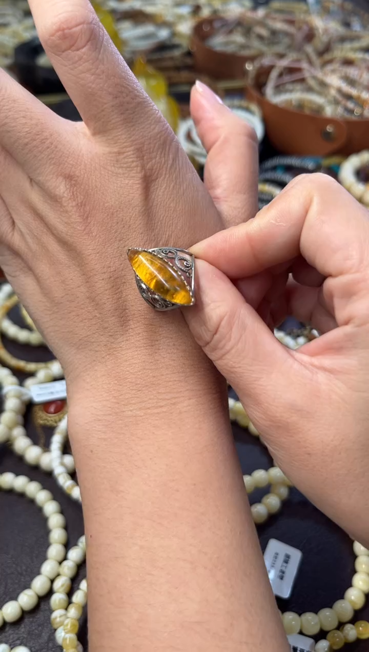 裸石蜜蜡未镶嵌?*水戒指