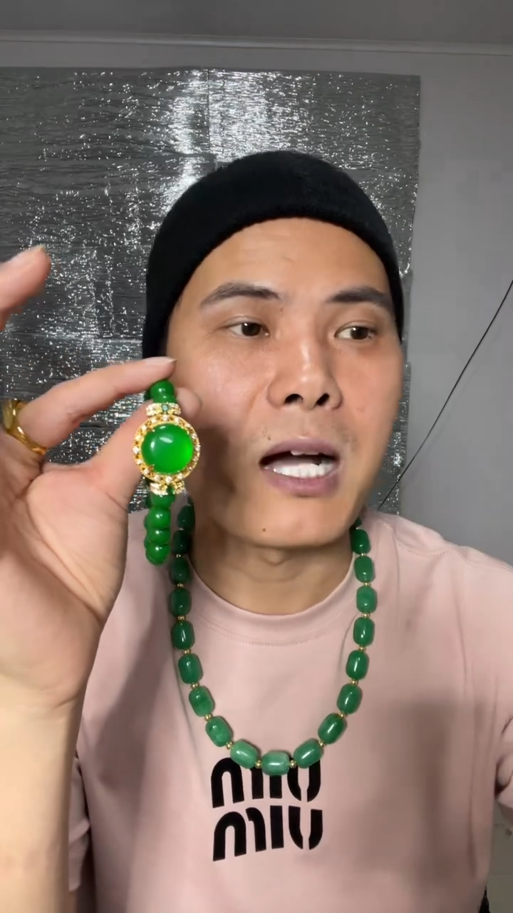 未镶嵌手串翡翠【小伍珠宝】缅料鸽子蛋手串