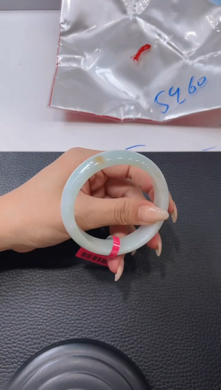 【闪购商品】翡翠手镯未镶嵌手镯