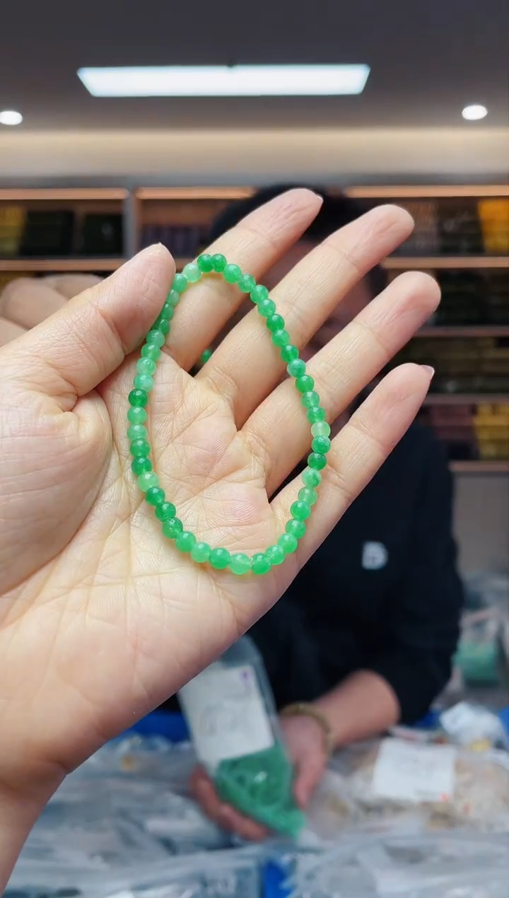 【闪购商品】翡翠手串未镶嵌多样性发一件