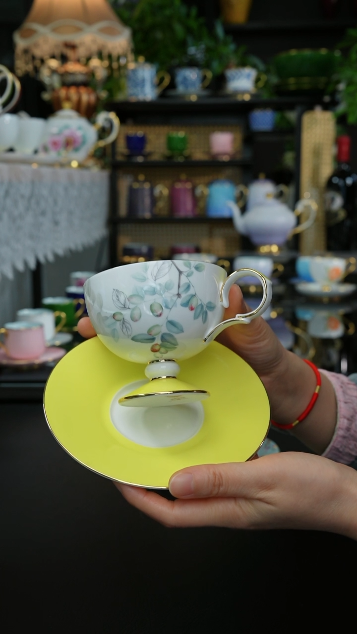 2等品骨瓷杯碟、橄榄