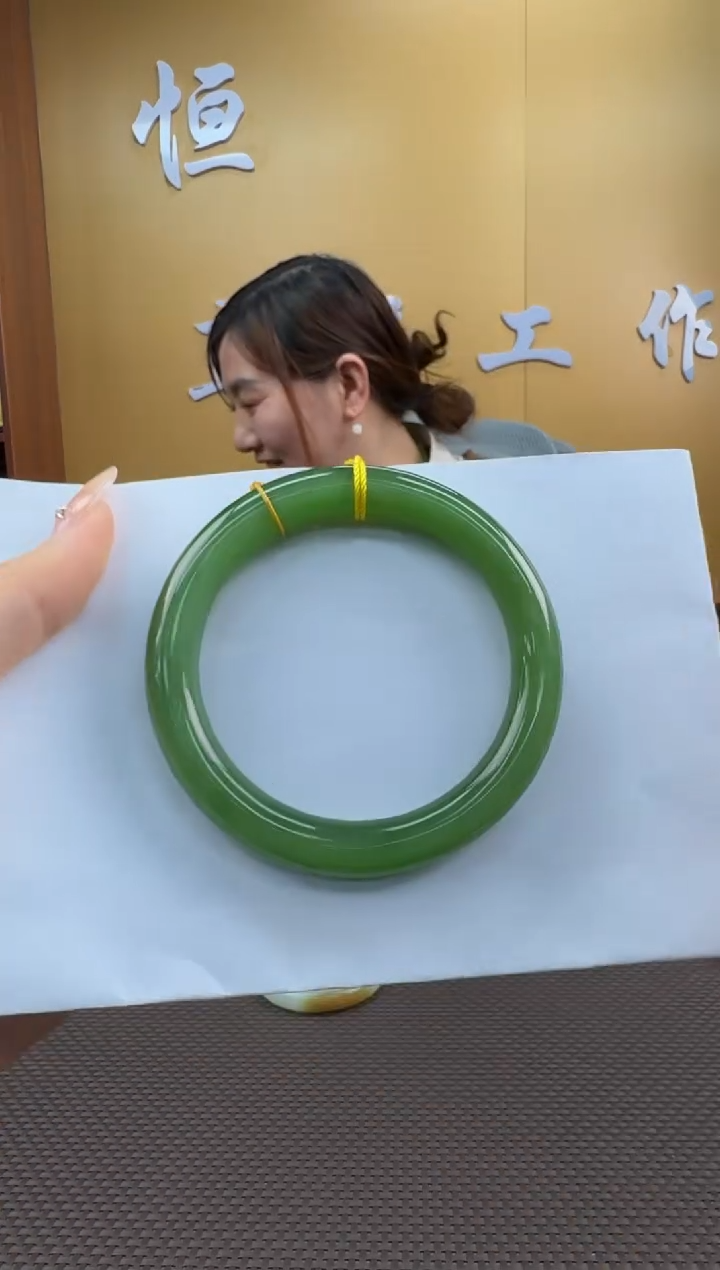 【闪购商品】和田玉手镯未镶嵌61