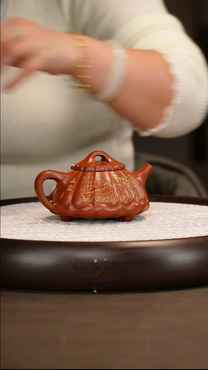 茶壶紫砂 【王品荣】朱泥筋纹石瓢   280CC