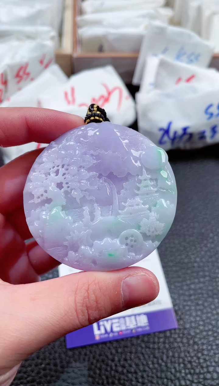 【闪购商品】翡翠颈饰未镶嵌00009557
