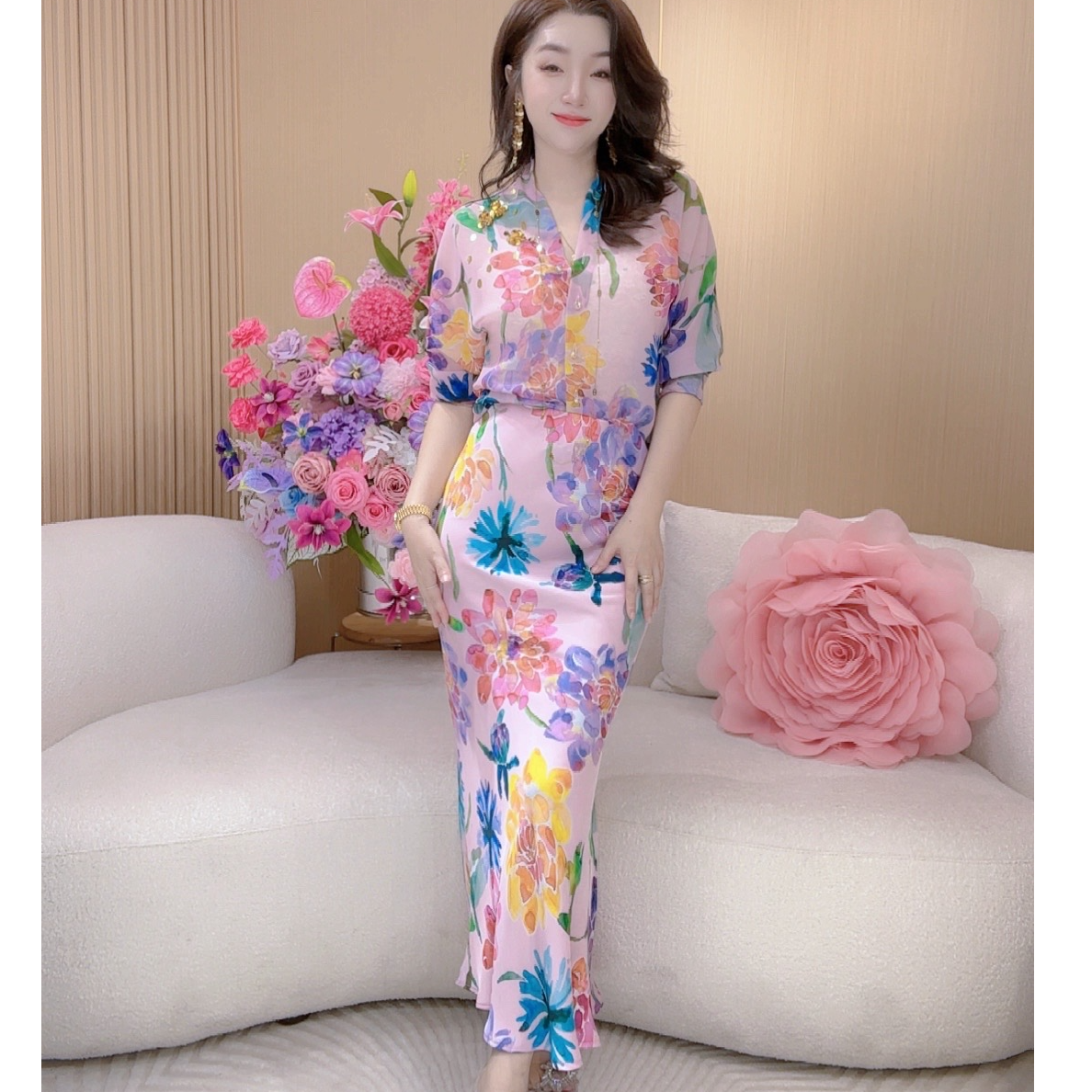 小满服饰【锦上添花】春夏款唯美浪漫法式百搭显瘦斜裁女人味款套装