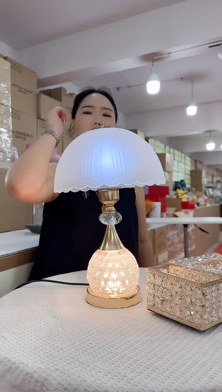 玻璃迪之喜花瓶花器晚L-8