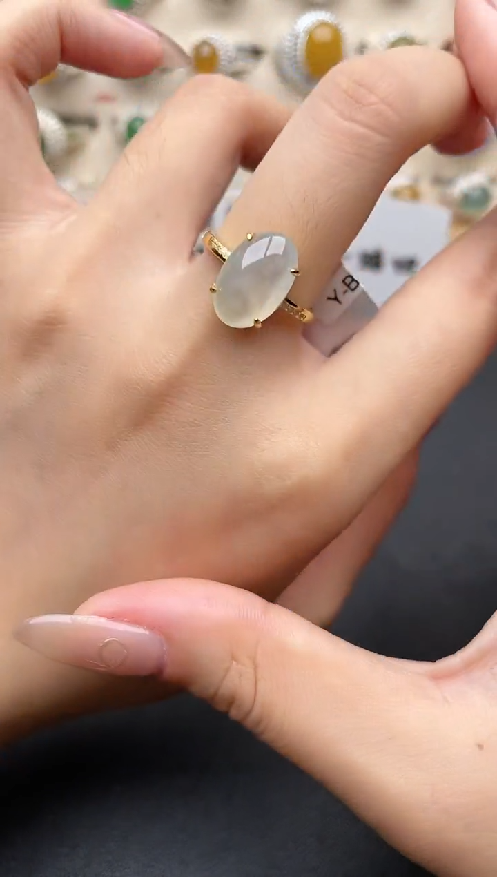 【闪购商品】翡翠戒指银S925镶嵌一物一证一礼盒