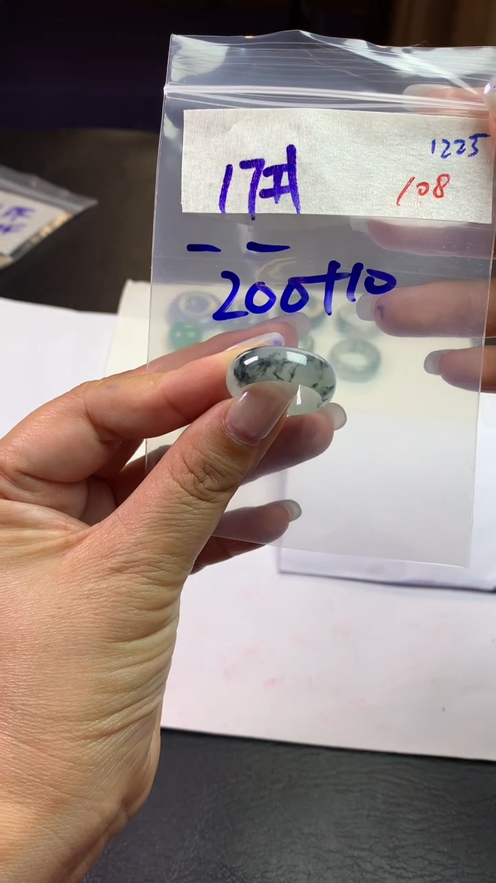 未镶嵌定制翡翠-毛货需精细抛光拍一发一