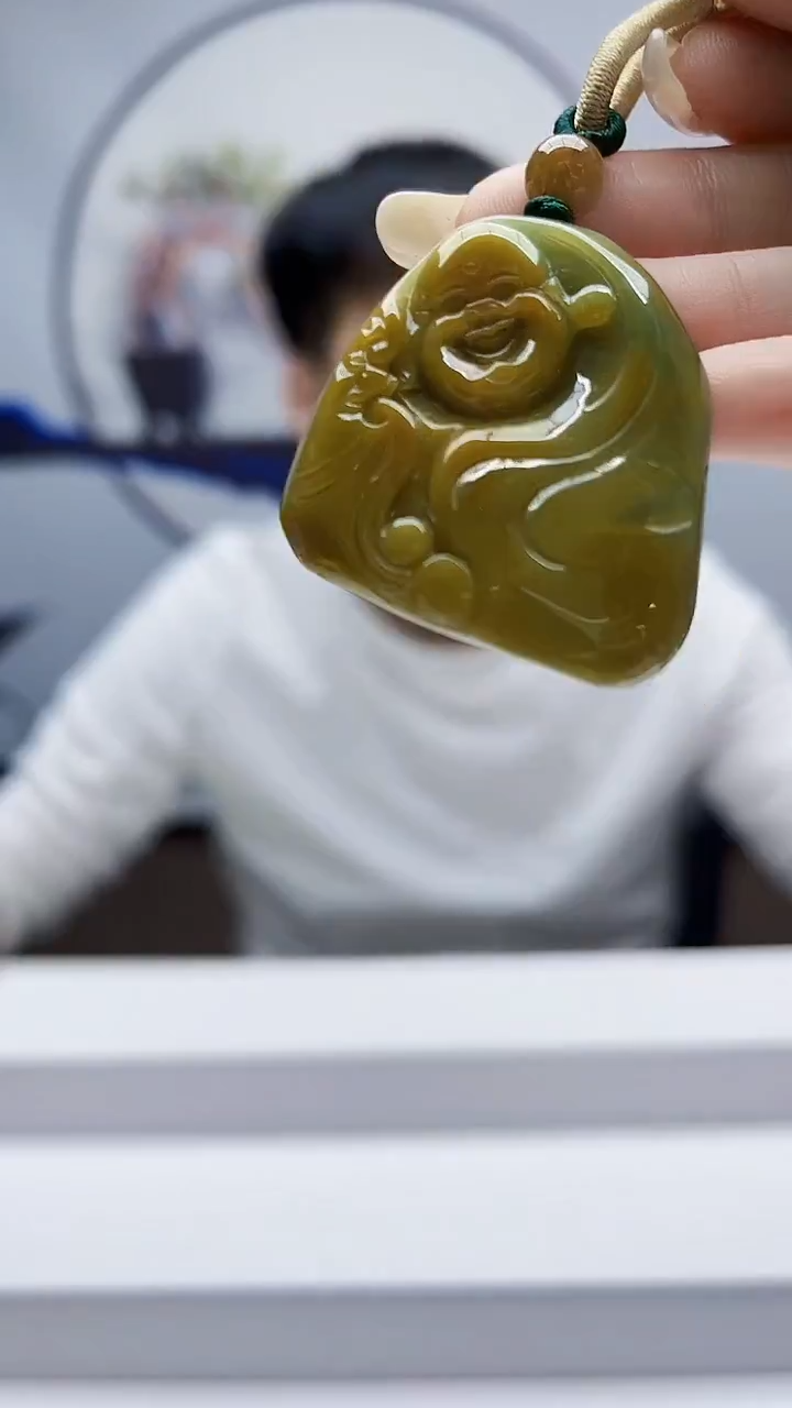 未镶嵌定制翡翠毛货挂件82