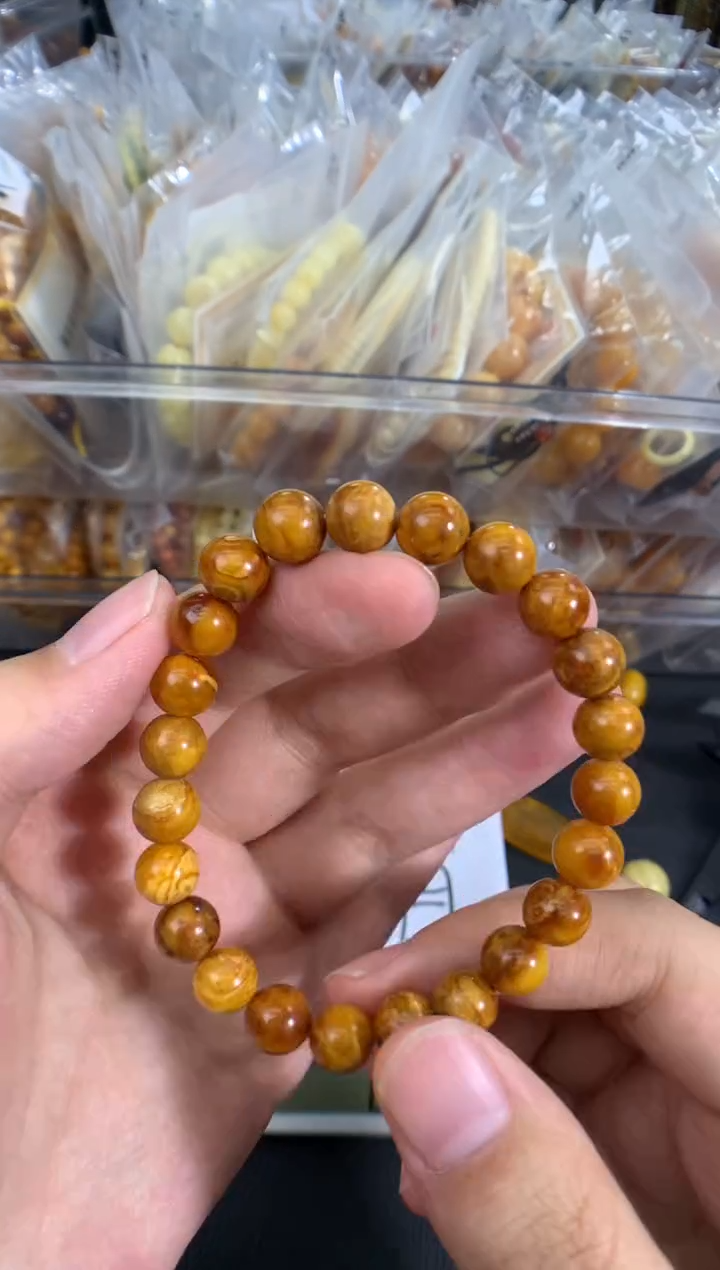 蜜蜡未镶嵌珠宝奇石1