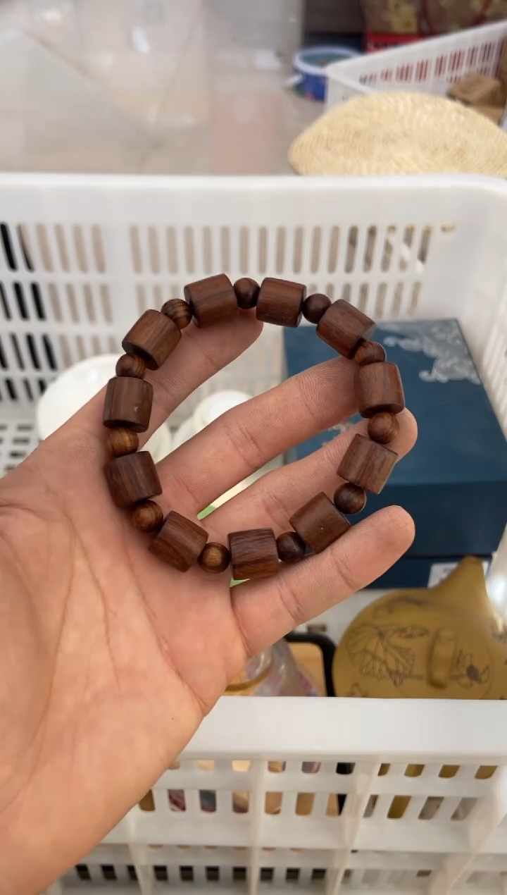 杯无运费险有瑕疵的摄影的产品有使用过的痕迹有点脏介意勿拍