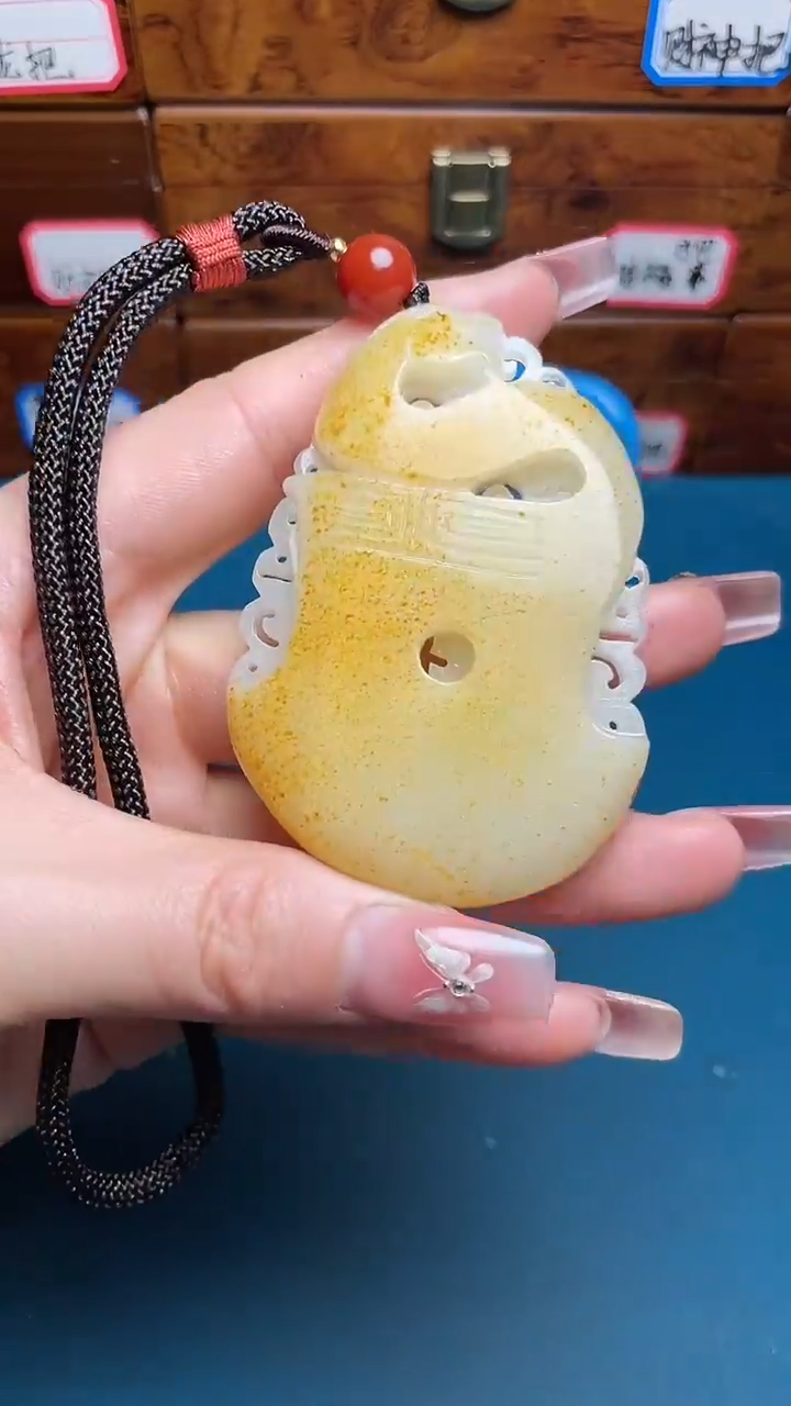 【闪购商品】和田玉把件未镶嵌和田玉