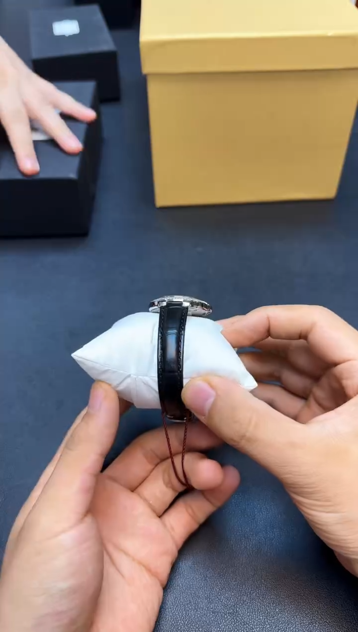 瓷片全新正品一件不留@@WE1396