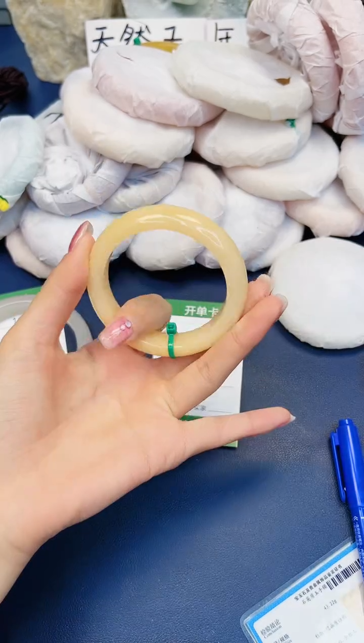 【闪购商品】石英质玉手镯未镶嵌193-财气镯