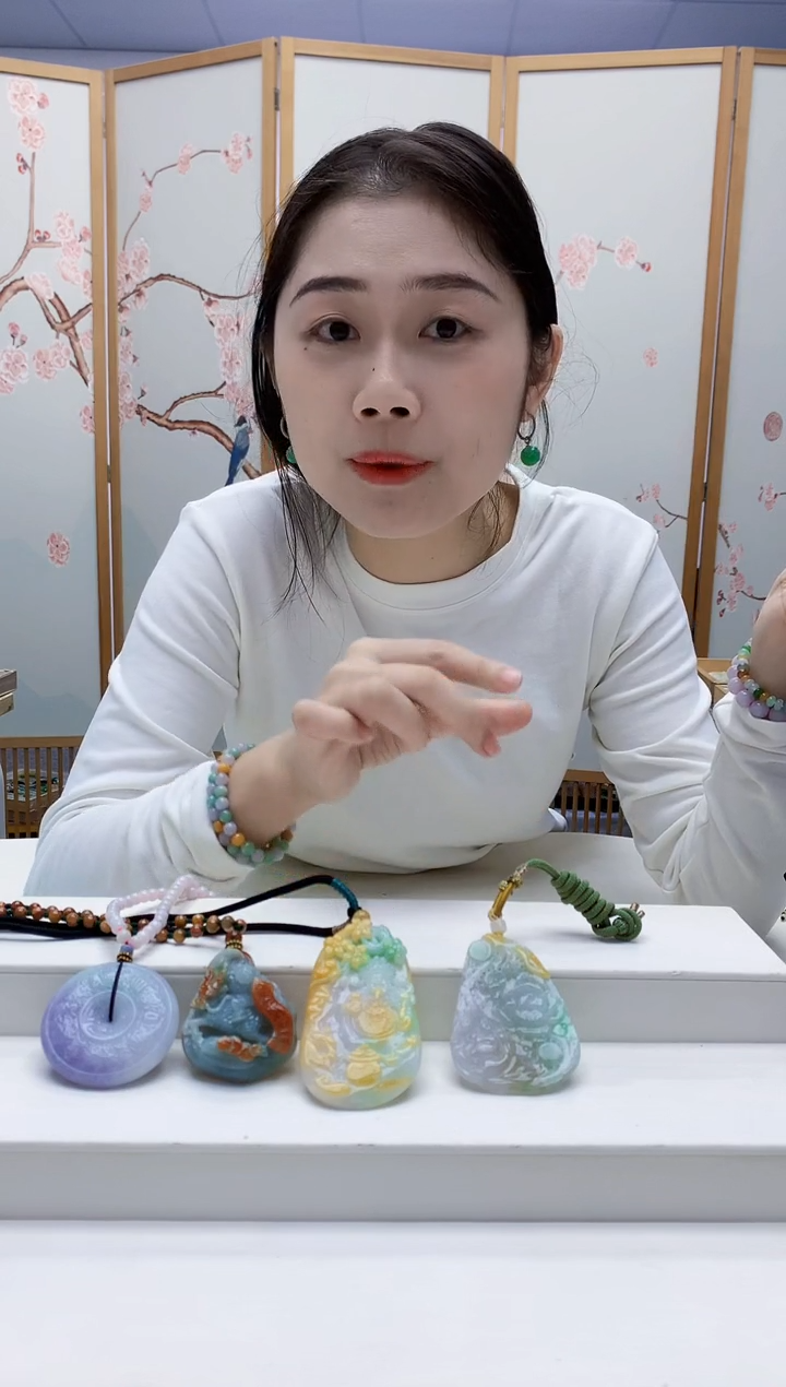 未镶嵌定制翡翠小**.3099jw-毛货挂件