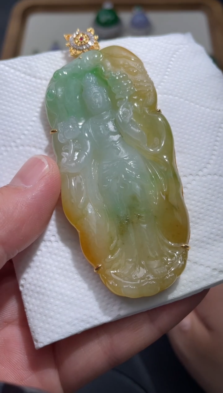 【闪购商品】翡翠颈饰18K金镶嵌14...........