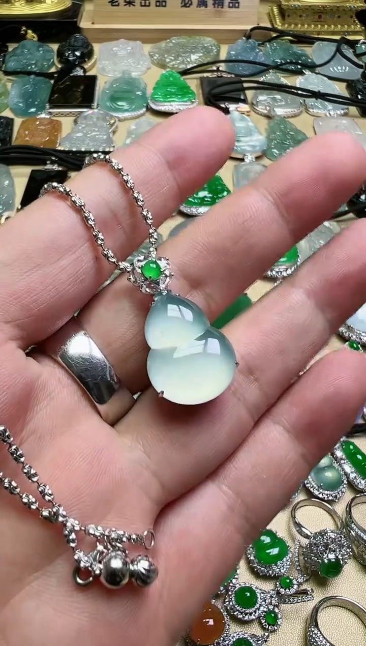 【闪购商品】翡翠颈饰18K金镶嵌天然缅甸翡翠