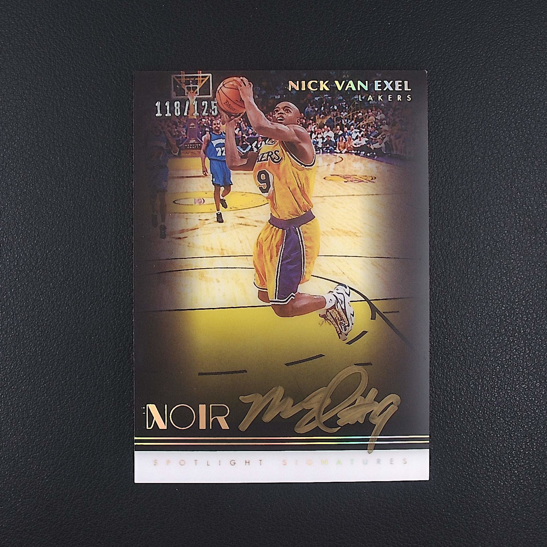 尼克 范 埃克萨尔 125编 NOIR 帕尼尼NBA国宝手提签字球星卡