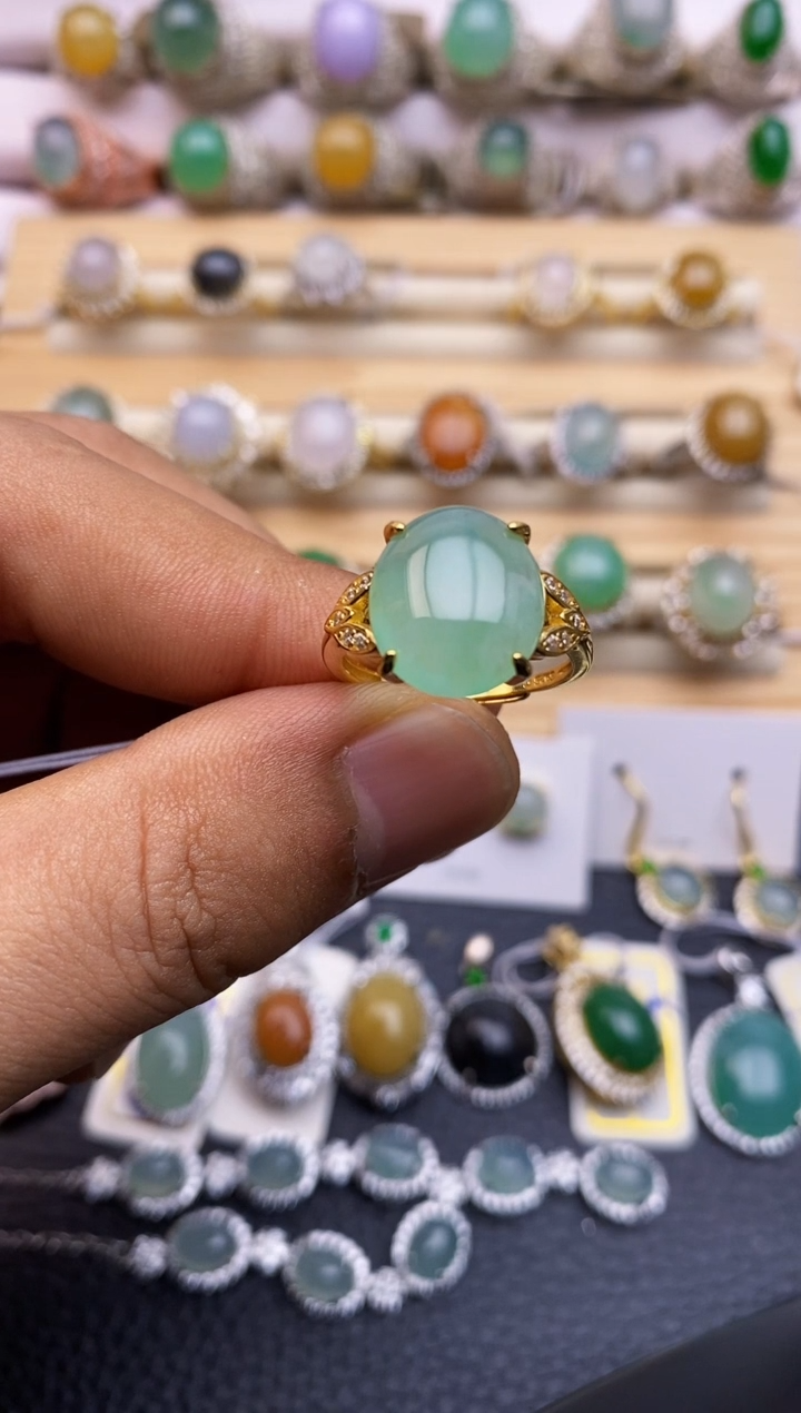 【闪购商品】翡翠戒指银S925镶嵌6988