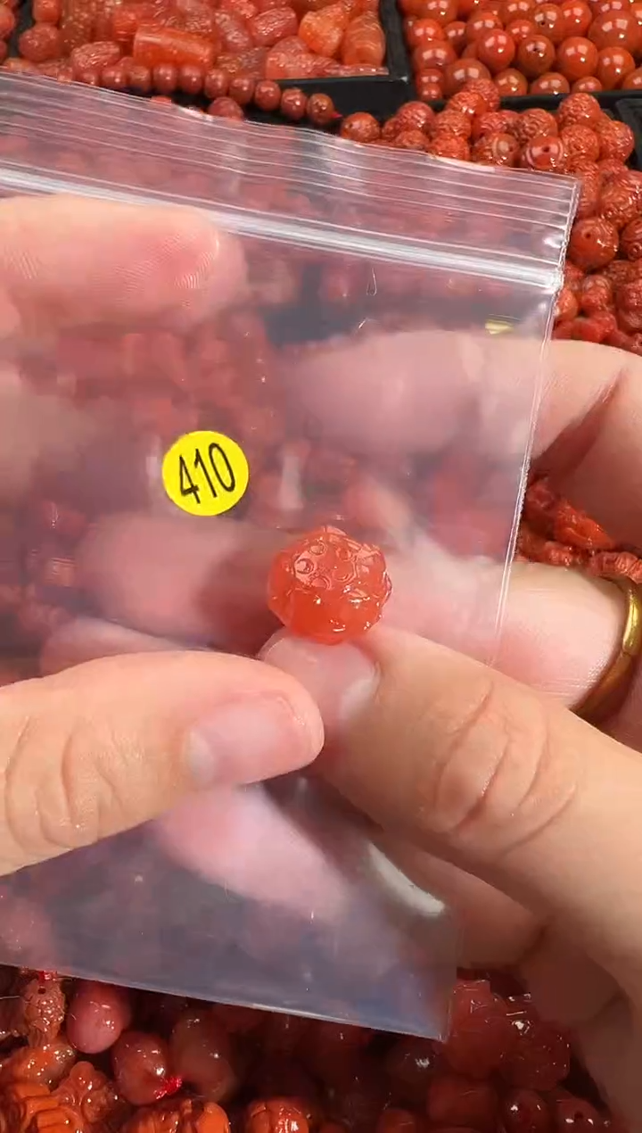 颈饰未镶嵌南红玛瑙1