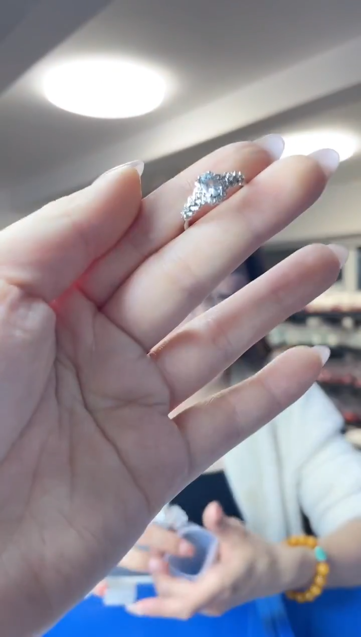 未镶嵌戒圈海蓝宝石（多样性发一件）