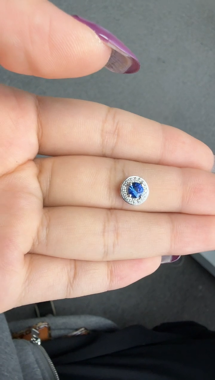 吊坠(不含链)蓝宝石18K金镶嵌0.44克拉