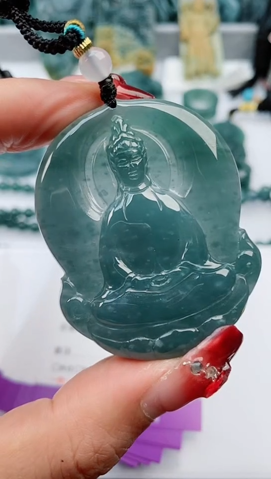 【闪购商品】翡翠颈饰未镶嵌        