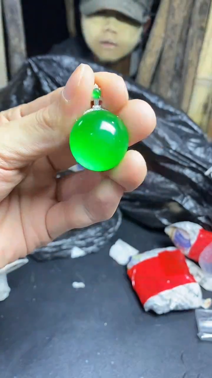 满色吊坠 所见即所得！