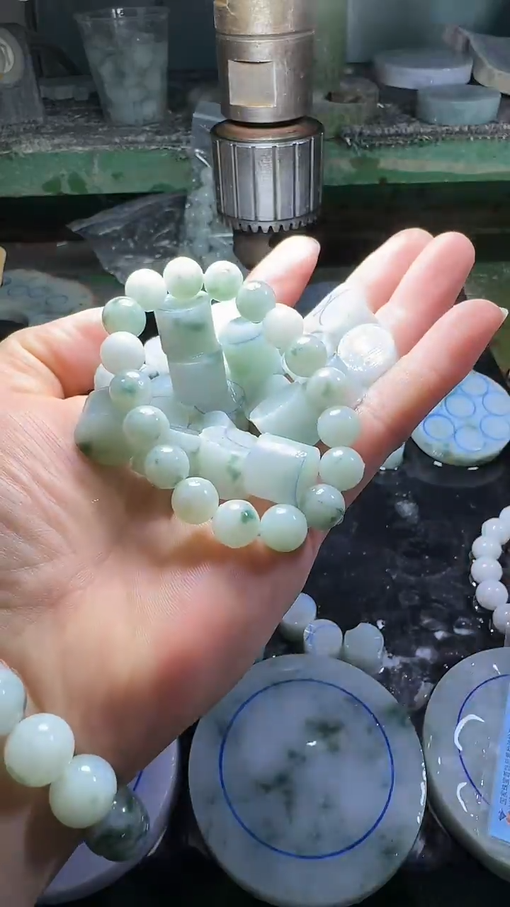未镶嵌手链翡翠飘花手链卡10多样性发一件