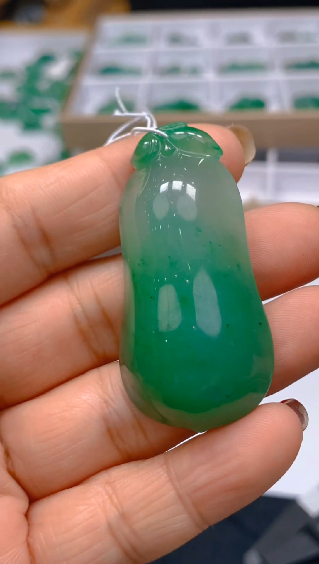 【闪购商品】石英质玉颈饰未镶嵌天然冰美人非洲翠037