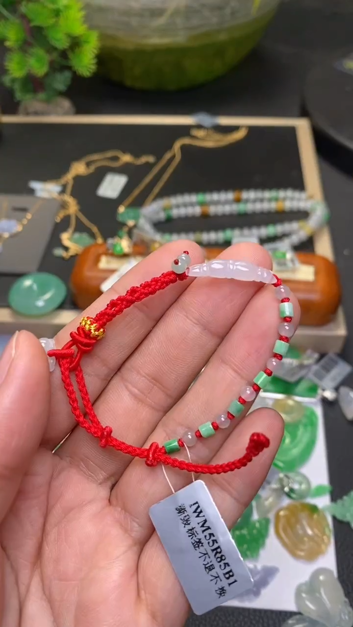 颈饰未镶嵌翡翠净货34382