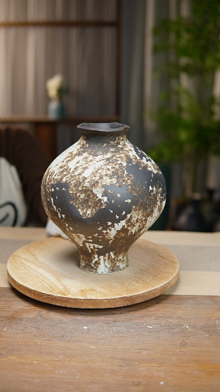 【闪购商品】陶瓷花器诧寂黑灯笼