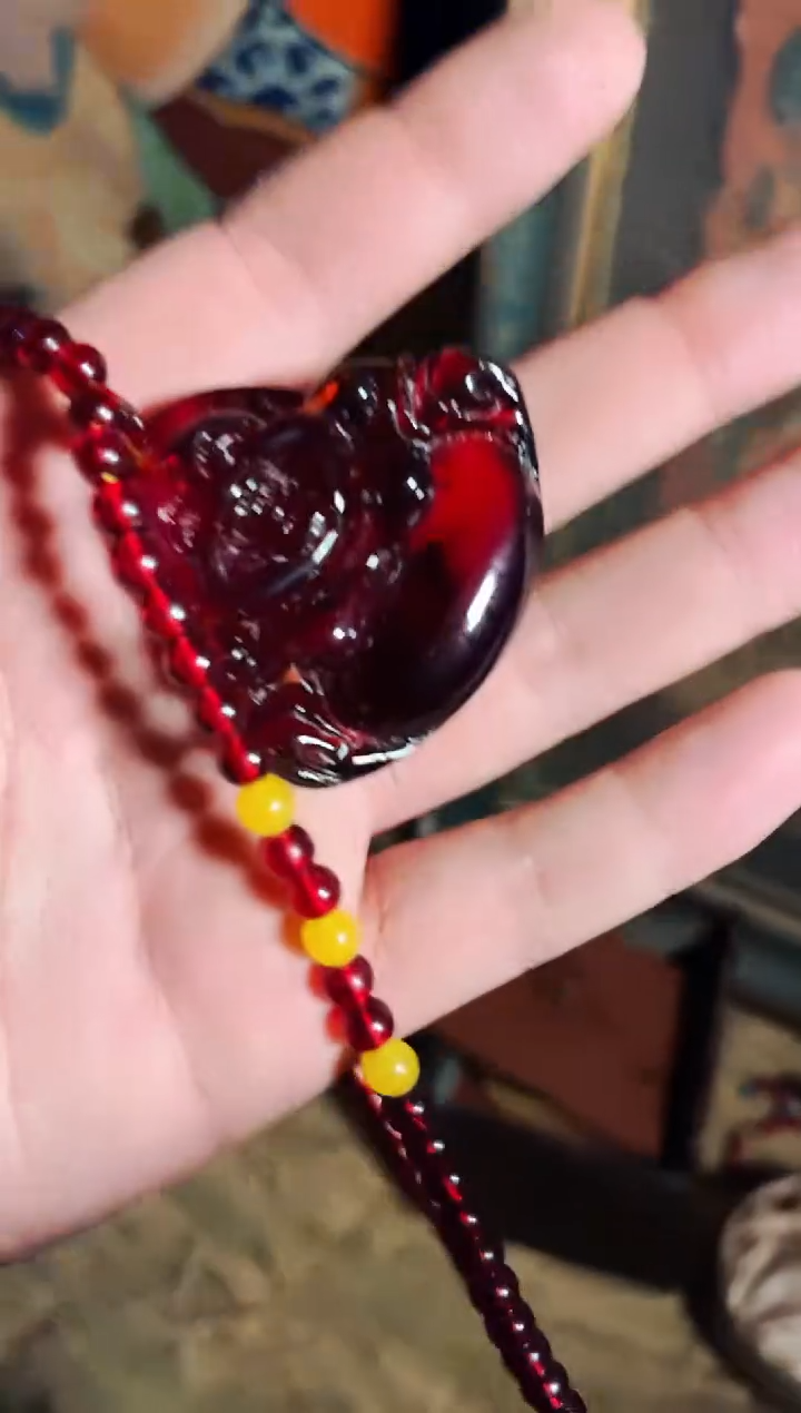 【闪购商品】血珀颈饰未镶嵌硕宝宝精品精选链接2