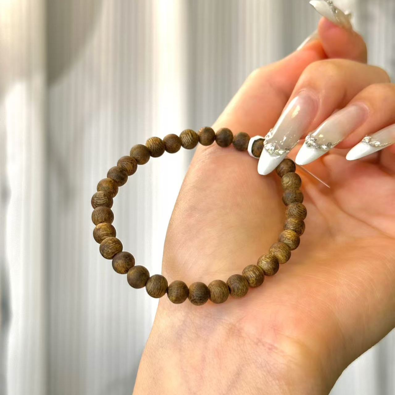 沉香【明智师兄·到手两条】莺歌绿棋楠6mm圆珠单圈 老料