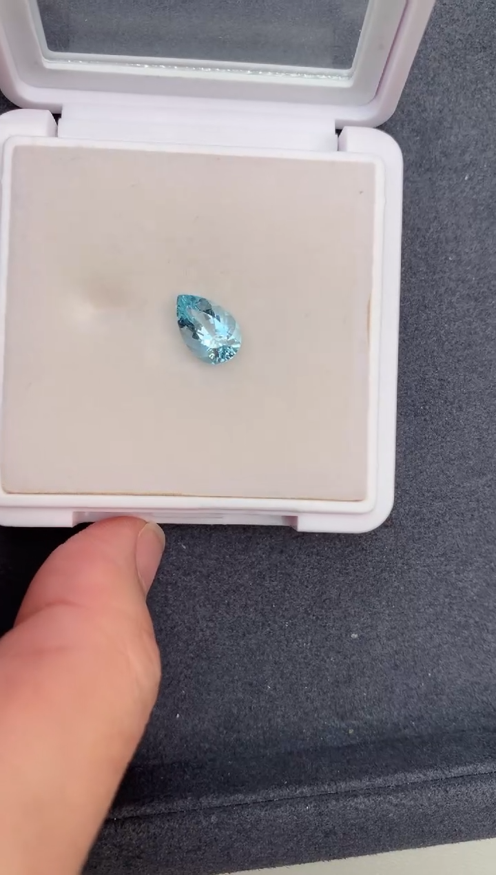 【闪购商品】海蓝宝石裸石未镶嵌1.8ct海蓝宝