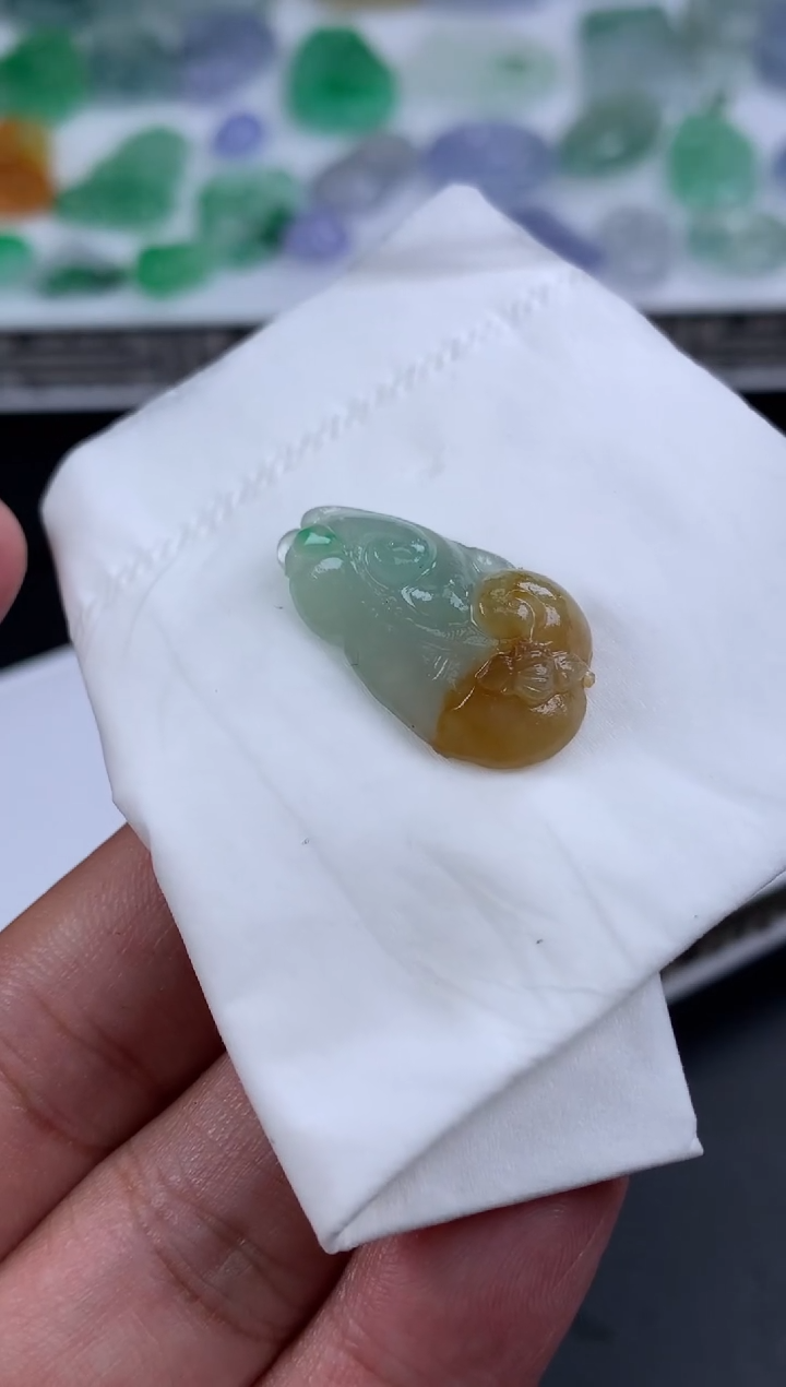 【闪购商品】定制翡翠未镶嵌翡翠