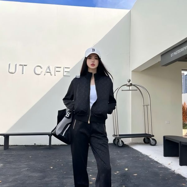 全新未使用 LouisVuitton/路易威登 双双臻选/sf10205/LV外套/S码