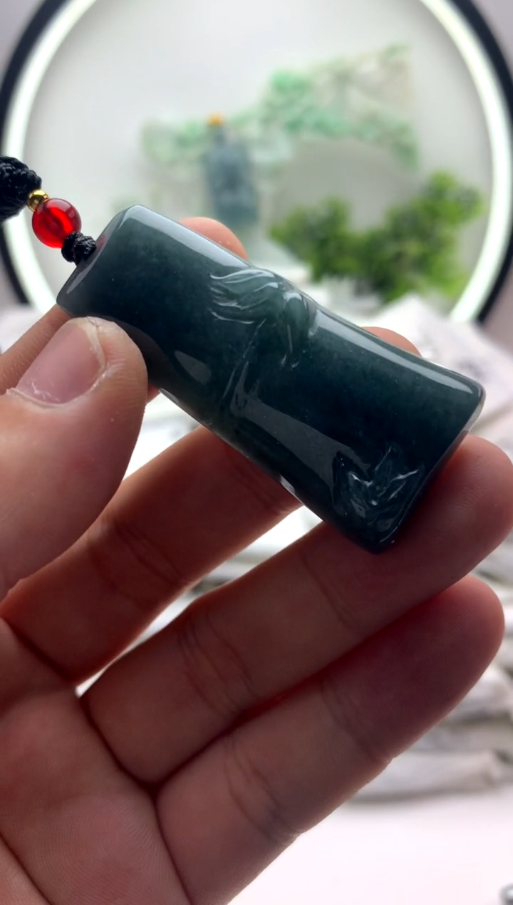 翡翠未镶嵌颈饰在竹节【品质一般介意慎拍】