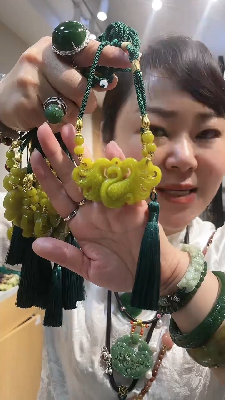 【闪购商品】岫玉颈饰未镶嵌吊坠多样式发货只发一个