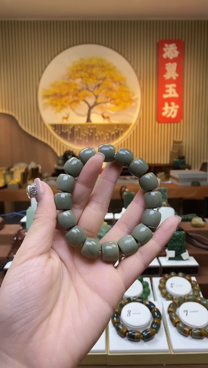 【闪购商品】和田玉手串未镶嵌多样性随机发一