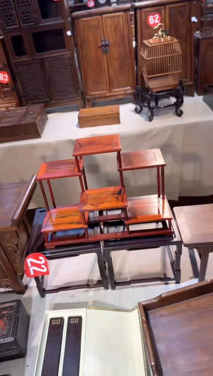 【闪购商品】木红酸枝   双层   架子