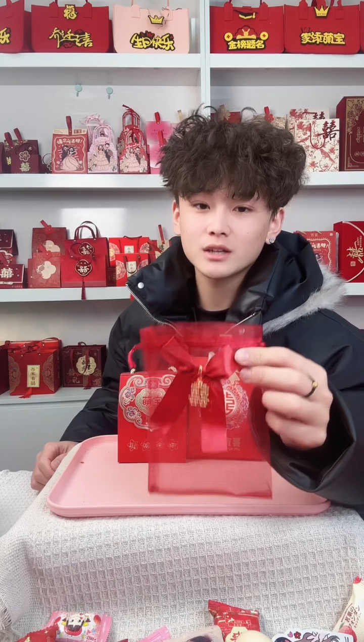 卡纸梦**咪100个酒红色网纱袋子